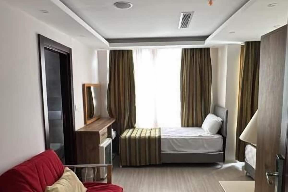 Economy Double Room, Pool View