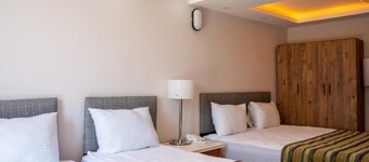Velaris Boutique Hotel