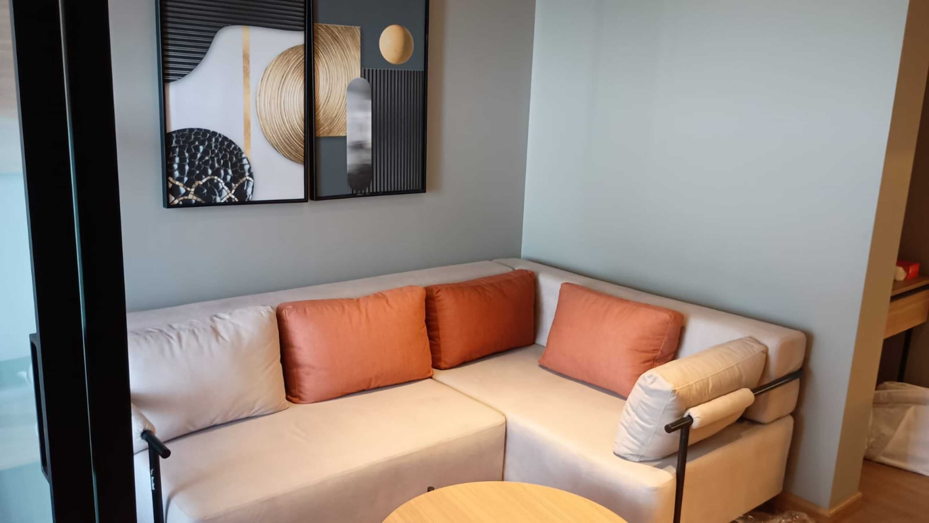 Apartment | Living area | 32-inch flat-screen TV with cable channels