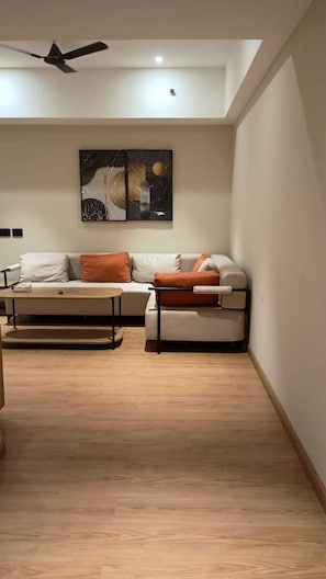 Apartment | Living area | 32-inch flat-screen TV with cable channels - Awesome The Studio Stay (Raipur)