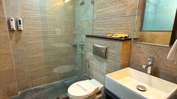 Shower, towels, soap, shampoo