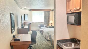 1 bedroom, desk, free WiFi, bed sheets