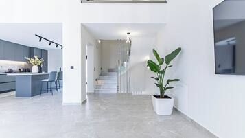 Luxury-Villa, Meerblick | Innenbereich