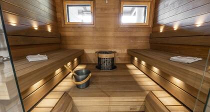 Ruka Ski Chalets (81,5m²) with balcony and WiFi