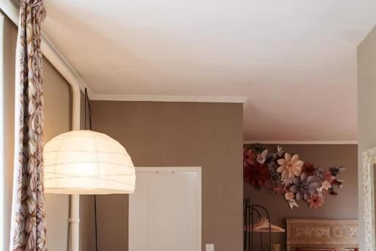 Deluxe Double Room, Garden View | Blackout drapes, iron/ironing board (on request), WiFi (free)