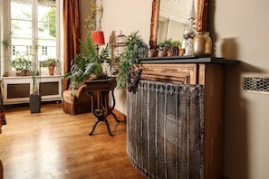 Interior - CLOS REMY (Précy-sur-Oise)