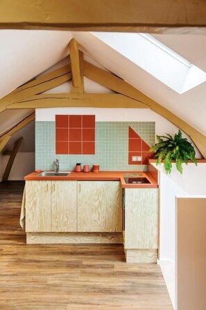 Deluxe Apartment, Garden View | Private kitchen - CLOS REMY (Précy-sur-Oise)