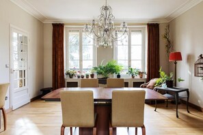 Dining - CLOS REMY (Précy-sur-Oise)