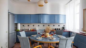 Premium Apartment, Balcony, City View | Private kitchen