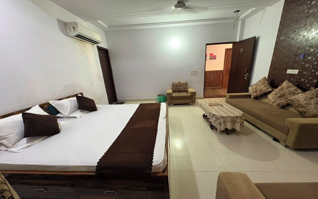 Four Bed Deluxe Room | Soundproofing, free WiFi