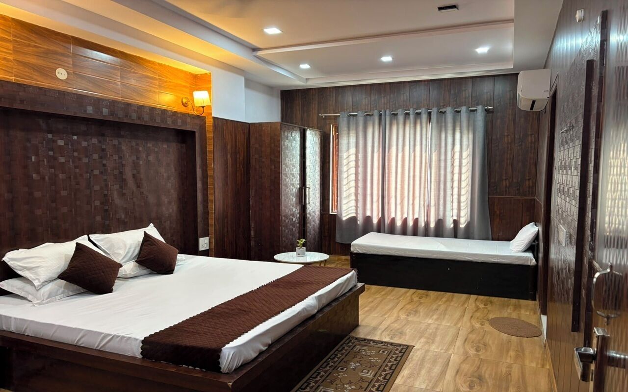  Three Bed Deluxe Room | Soundproofing, free WiFi