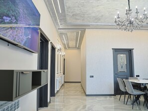 تناول الطعام