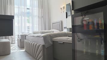 Classic Triple Room | Interior