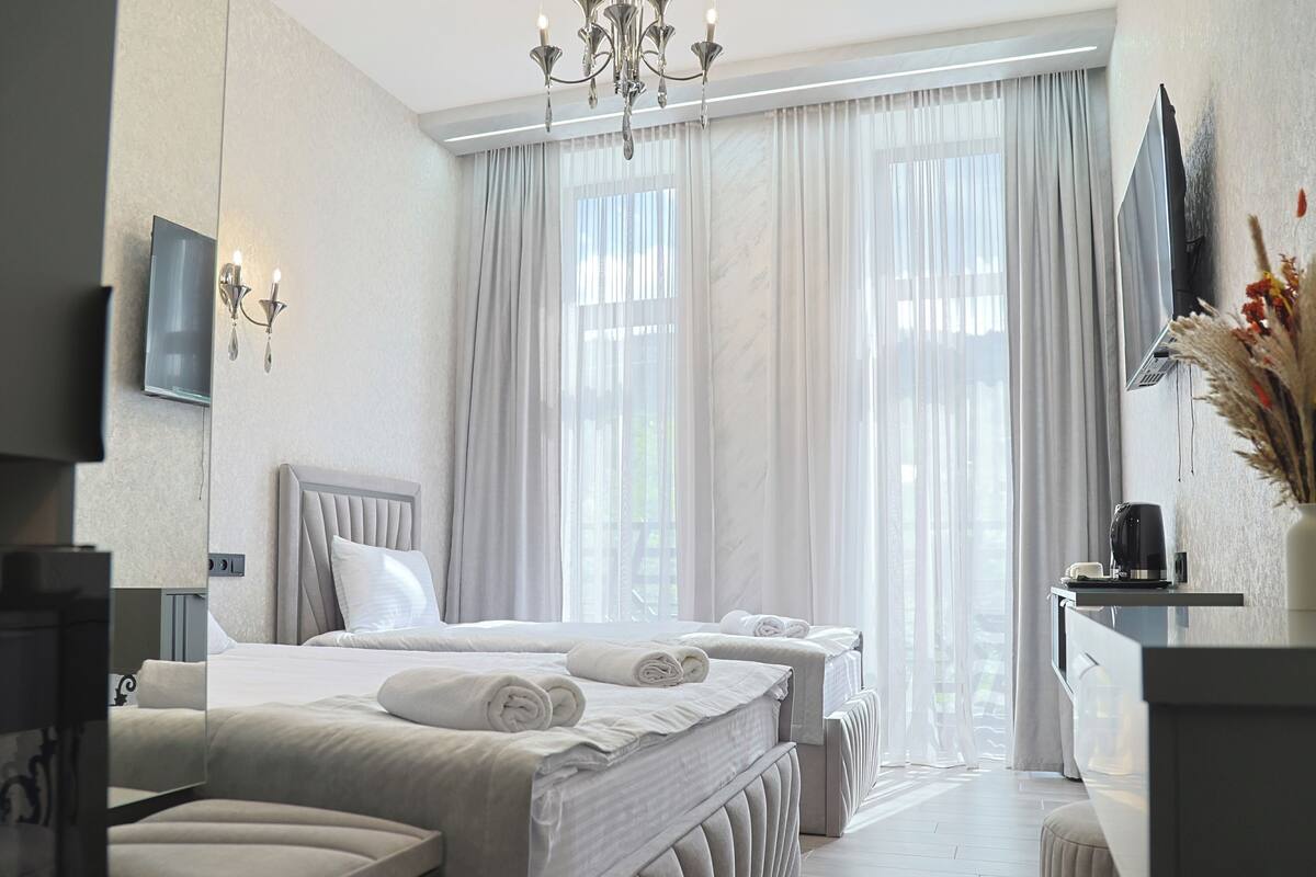Superior Room, City View | WiFi (free)