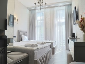 Habitación superior, vista a la ciudad | Wifi gratis 
