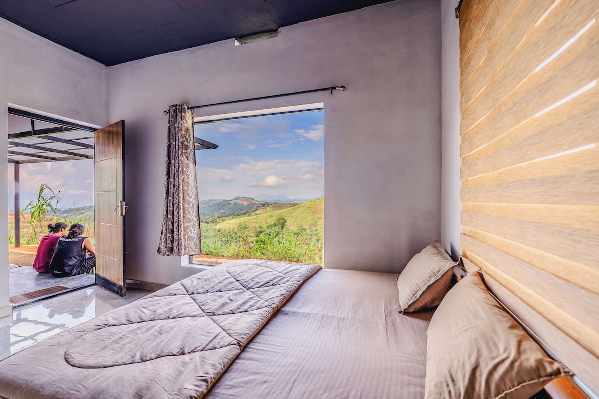 Chambre, 2 lits doubles, balcon, vue sur la montagne | Literie fournie