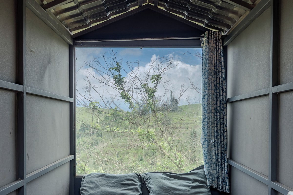 Single Room, 1 Single Bed, Mountain View