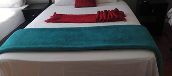 Room-romantic Retreat Private Room With