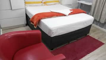 Room, 1 Bedroom, Smoking | 1 bedroom