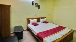 7 Schlafzimmer, Bügeleisen/Bügelbrett, WLAN, Bettwäsche