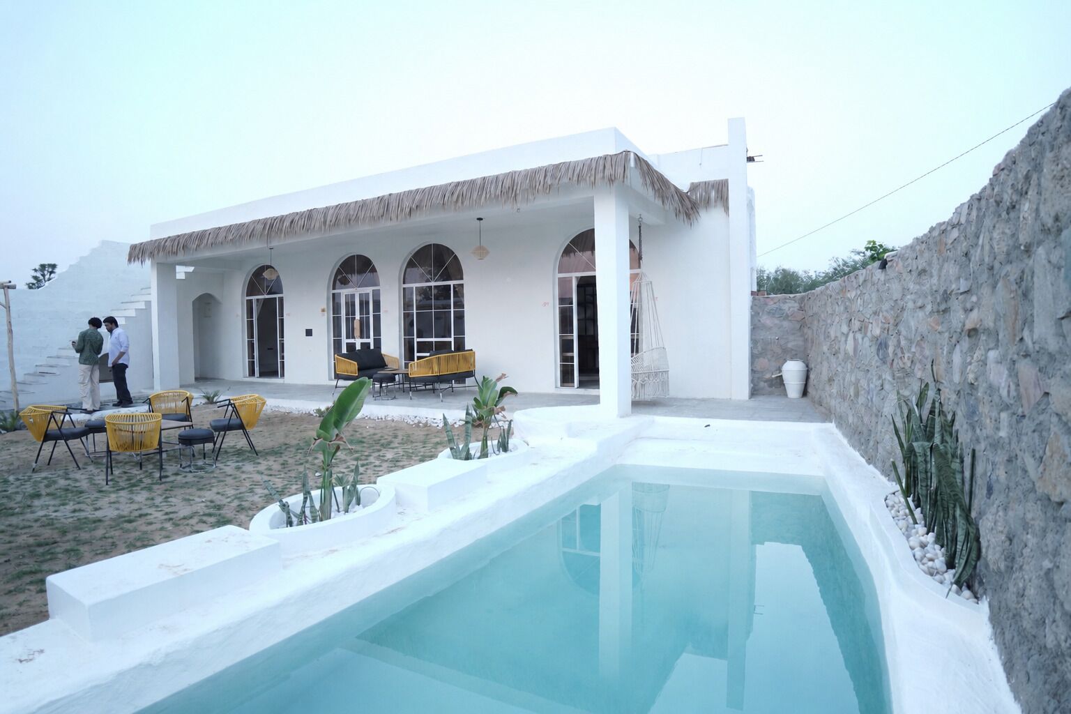 15 outdoor pools