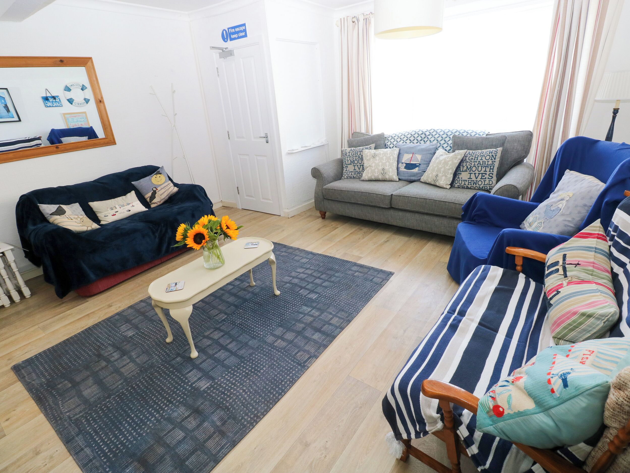 3 Edward Street, Pet Friendly, Country Holiday Cottage In Tenby - Manorbier