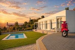 Pool - Douro Garden, where nature meets tranquility. (Resende)