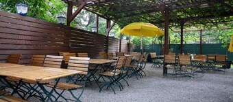 Valley Rose Hotel