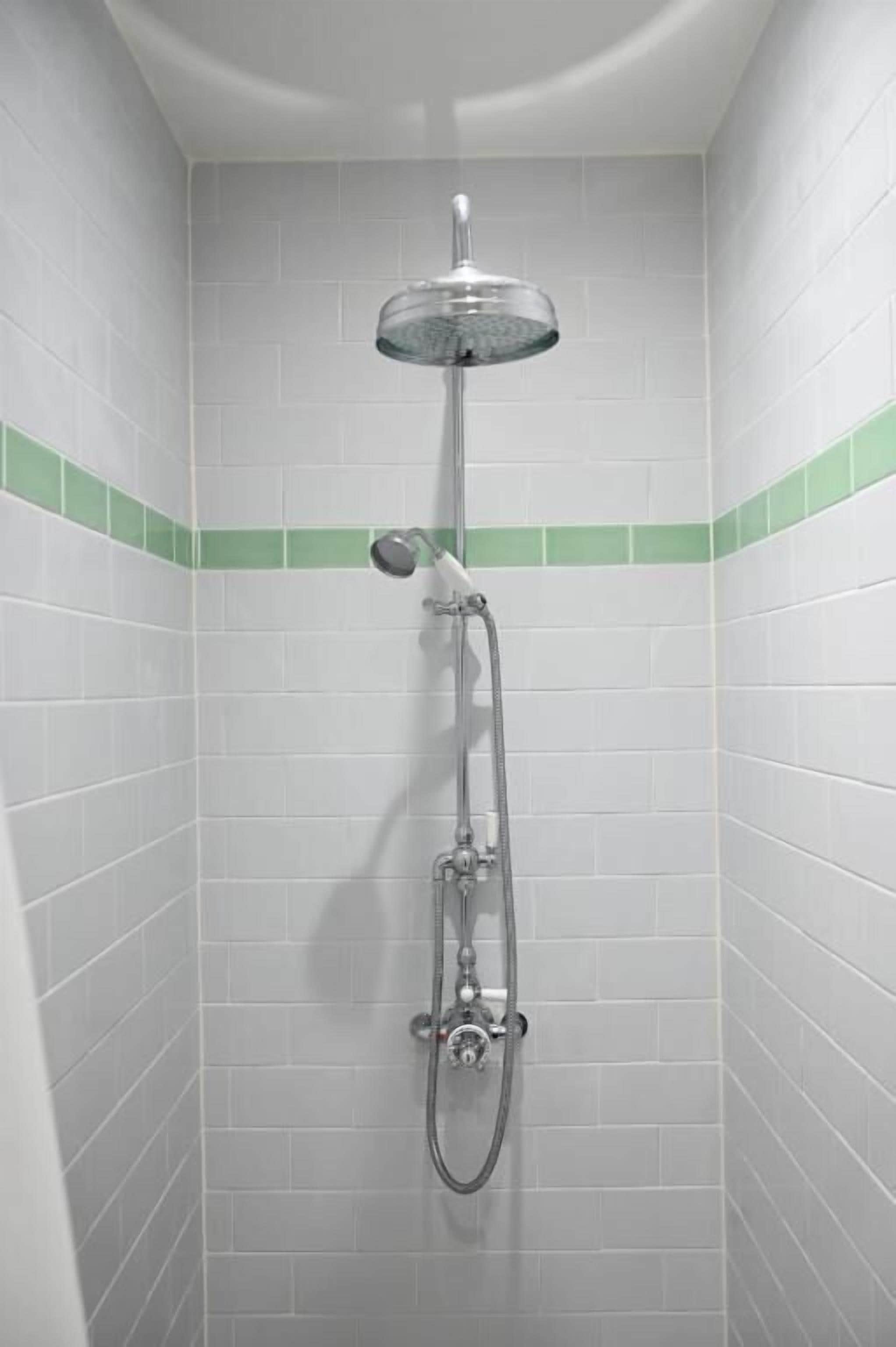 Camera doppia, vista giardino | Bagno