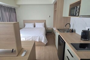 Room - Great Stay - Ourania Muses Suite@Pedion Areos Park (Athina)