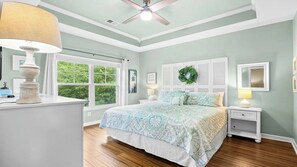 Room - 933 Willow Bend - Barefoot Resort Rentals (North Myrtle Beach)