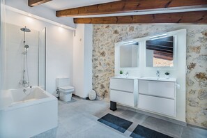 Bathroom - Old Town Townhouse With Pool, Pollenca (Pollença)