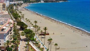 Beach nearby, sun loungers - Old Town Estepona Penthouse (Estepona)