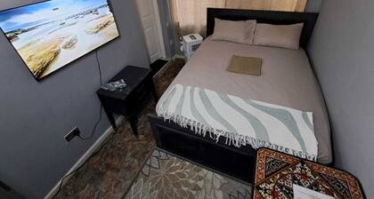 Nic's Inn, Perfect Location, Wifi, Comfort, affordability, warm hospitality.
