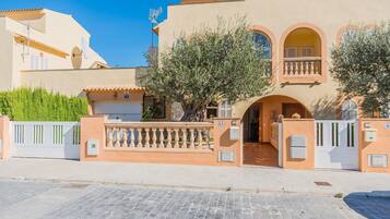 Chalet | Exterior