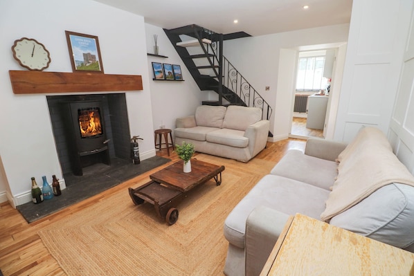 Living area - The Lookout (Redruth)