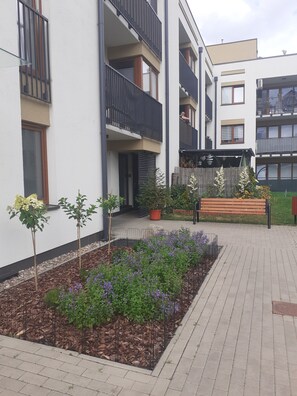 Exterior - Vrbo Property (Warszawa)