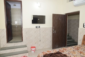 Deluxe Double Room | Interior - RAJ BHOJ RESTAURANT & HOTAL (Ajmer)