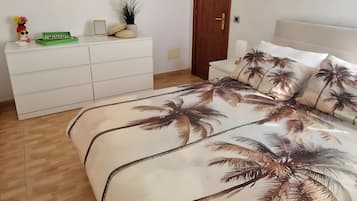 1 quarto, ferros/tábuas de passar roupa, Wi-Fi, roupa de cama