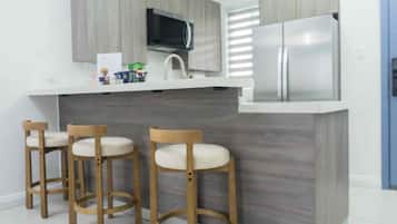 Apartment | Dining