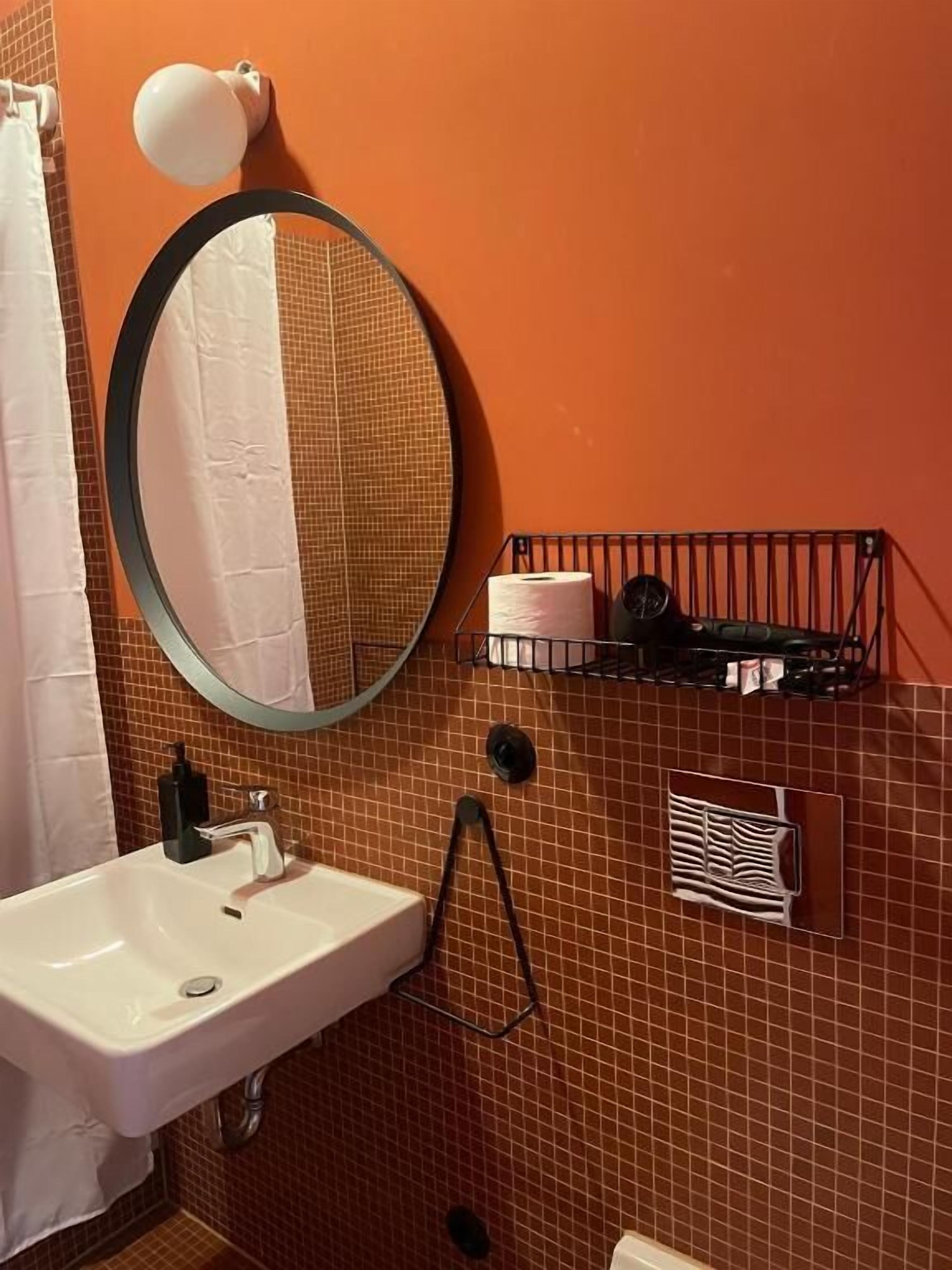 Habitación doble, Se admiten mascotas, vistas al jardín | Baño