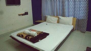 Standard Room | Free WiFi