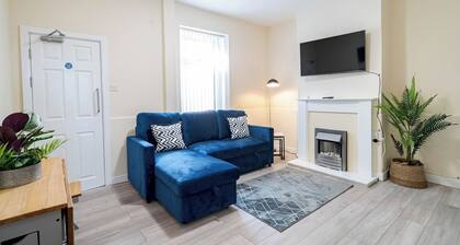 Rishton Stay | Shops & Transport | Near Blackburn