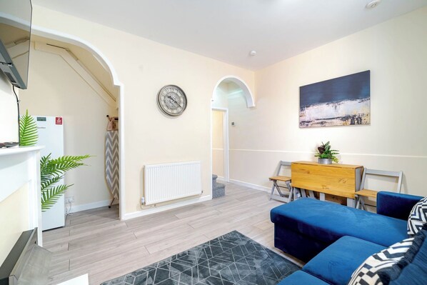 Living area - Rishton Stay | Shops & Transport | Near Blackburn (Lancashire)