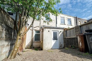 Exterior - Rishton Stay | Shops & Transport | Near Blackburn (Lancashire)
