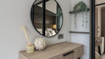 2 bedrooms, free WiFi, individually decorated, individually furnished