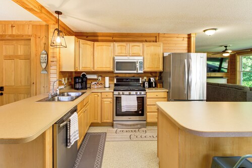 Mille Lacs Lake Cabin w/ Private Dock & Fire Pit