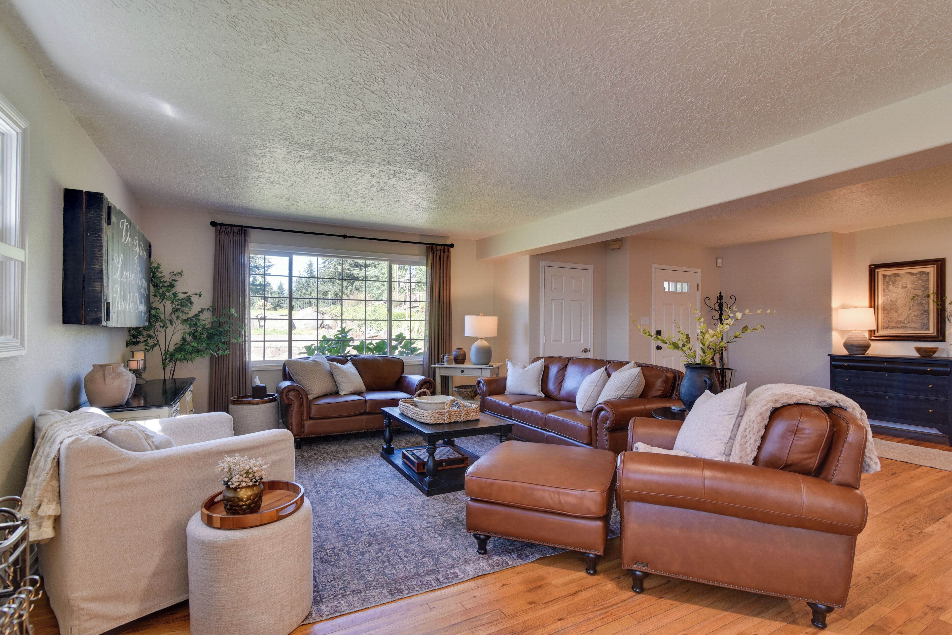 House (Multiple Bedrooms) | Interior