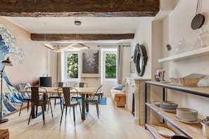 Dining - La Vague – Comfortable Apartment in the Heart of Montauroux Village (Montauroux)