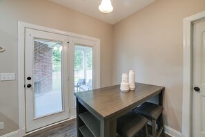 Rumah (4 Bedrooms) | Interior